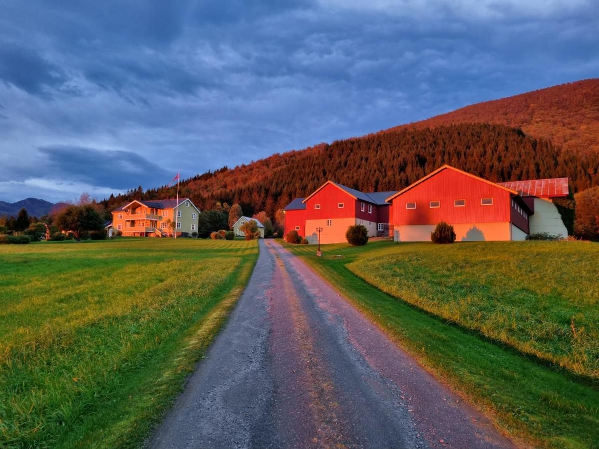 Rodseth Gardsovernatting Hytter Molde Luaran gambar