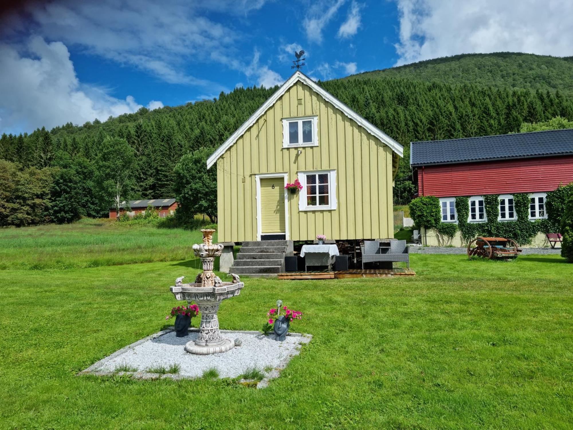 Rodseth Gardsovernatting Hytter Molde Luaran gambar